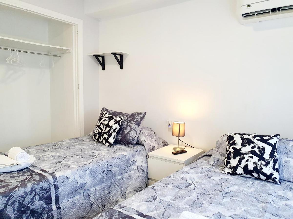 פואנגירולה Acapulco Apt 3 Bedrooms מראה חיצוני תמונה